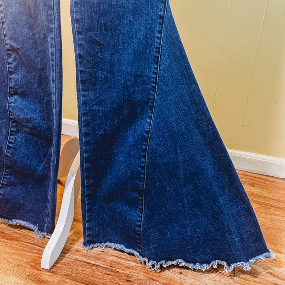 High waisted Super Flare Bellbottoms - Picture 2 of 3